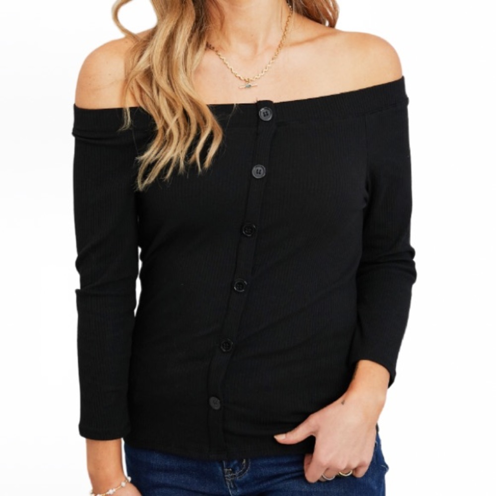 Culture Code Buttoned Off-Shoulder Ribbed Top